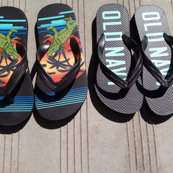 ✨ 2 Pairs Boys Flip Flops – Size 3/4 | Brand New ✨ - Picture 1 of 2